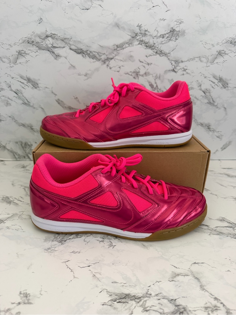 Nike Gato LV8 Hyper Pink Indoor Soccer Shoes Cleats IB3566-601 Men’s Size 9.5